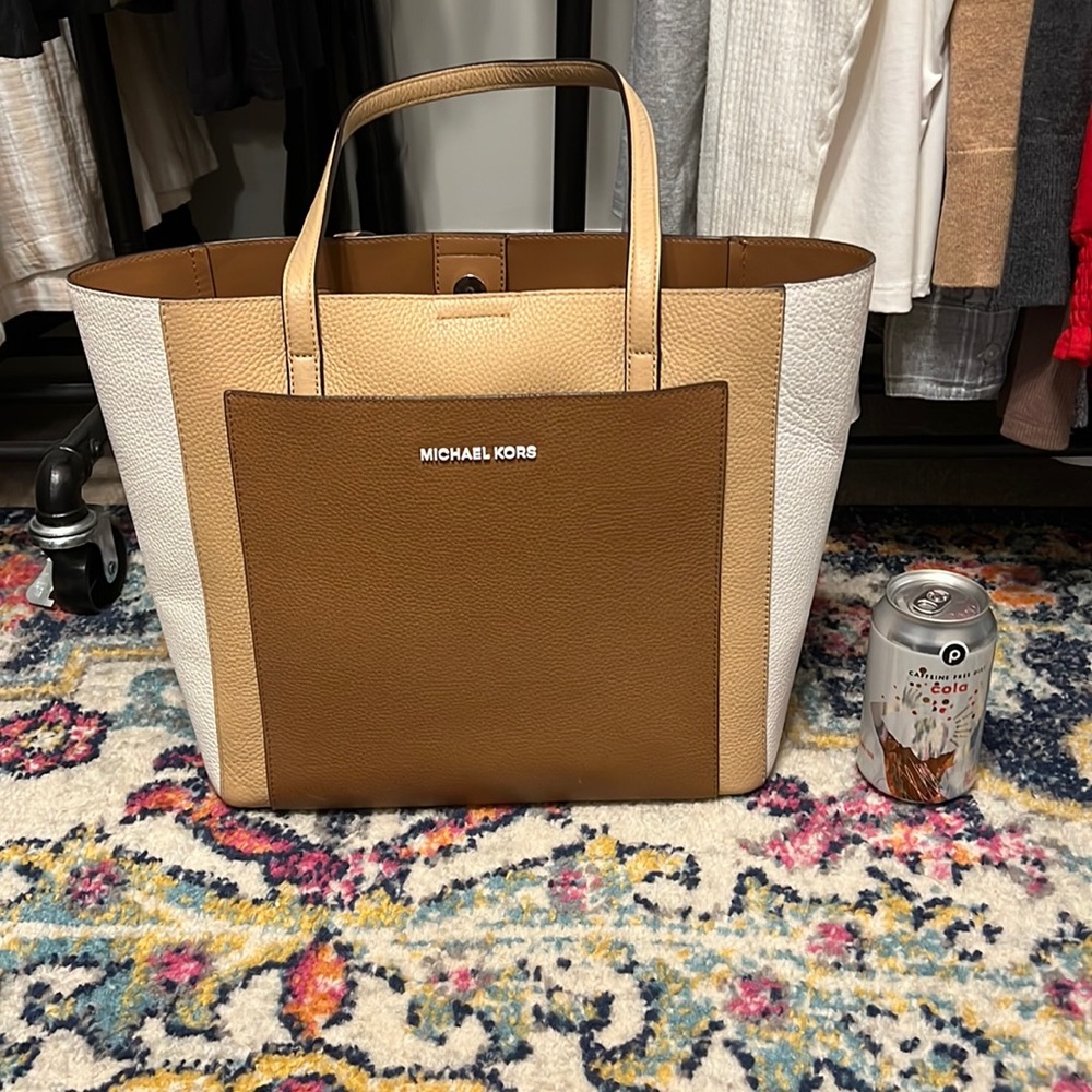 Michael Kors Bag / Purse